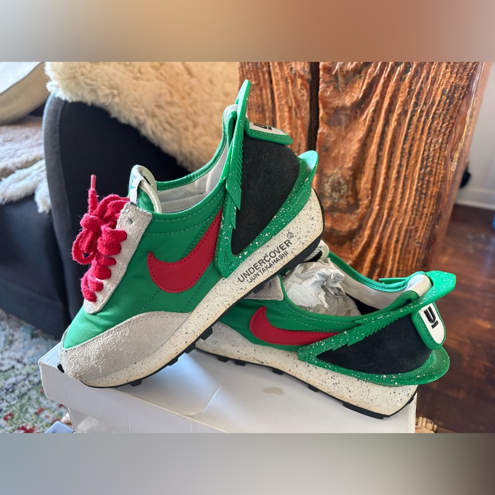 UNDERCOVER x Nike Daybreak Collaboration sneakers. "Lucky Green" colour way.
